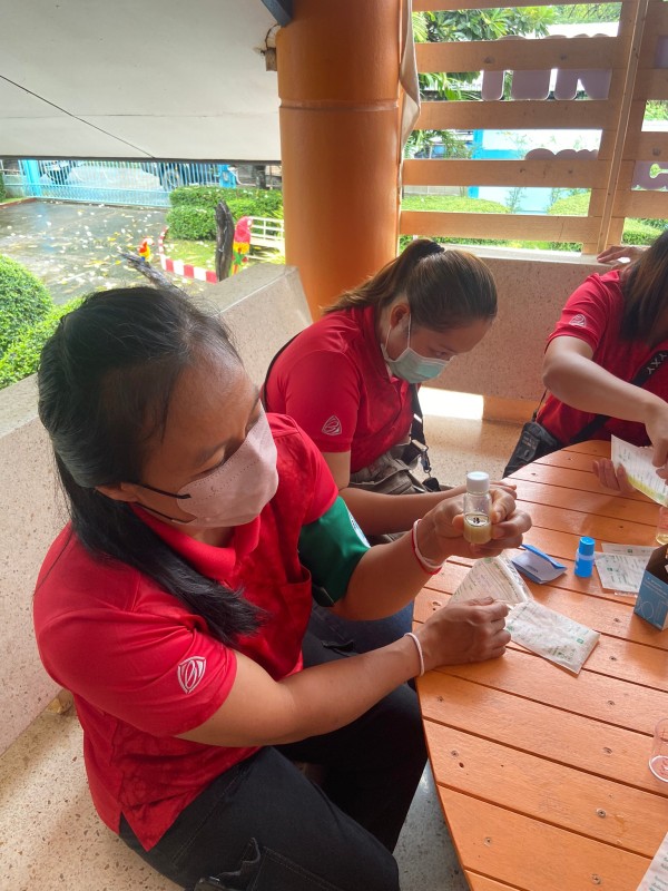 15 มิ.ย.67 จนท.รพ.สต.บ้านสันป่าไร่ร่วมกับอสม.วิทยาศาสตร์การแพทย์ชุมชน ตรวจสารปนเปื้อนในอาหาร ได้แก่สารบอแร็กซ์ สารกันรา สารฟอกสาร และฟอร์มาลิน จำนวน 14 ตัวอย่าง ผลการตรวจไม่พบสารปนเปื้อนในอาหาร