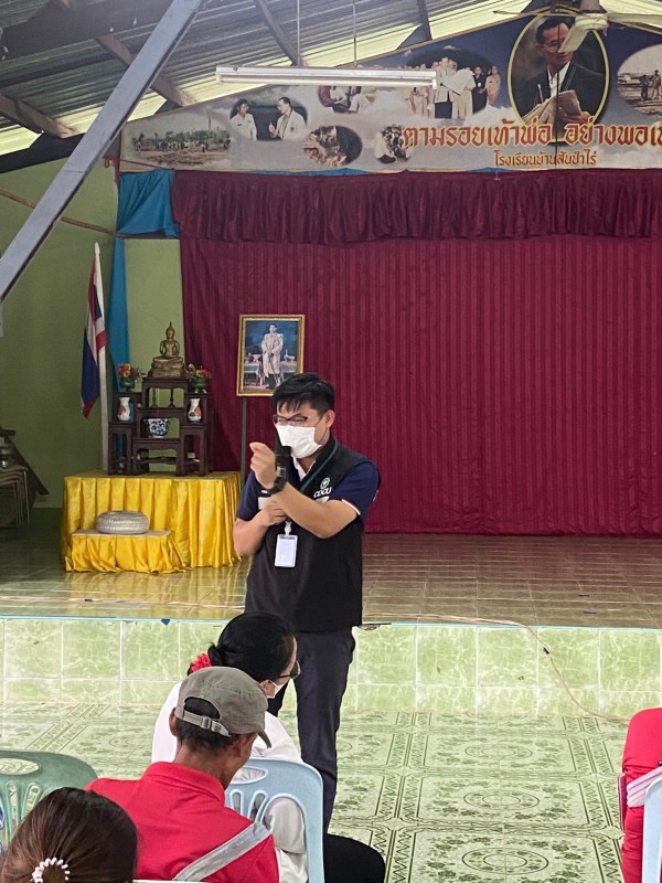 20 มิ.ย. 67 รพ.สต.บ้านสันป่าไร่ จัดกิจกรรมแลกเปลี่ยนเรียนรู้โครงการชุมชนปลอดลูกน้ำยุงลาย ณ รร.บ้านสันป่าไร่ โดยมีจนท.จากรพ.แม่ระมาด,รพ.สต.บ้านทุ่งมะขามป้อมและรพ.สต.บ้านวังผา ร่วมแลกเปลี่ยนเรียนรู้แนวทางการดำเนินงานป้องกันและควบคุมโรคไข้เลือดออก ทั้งนี้ได้