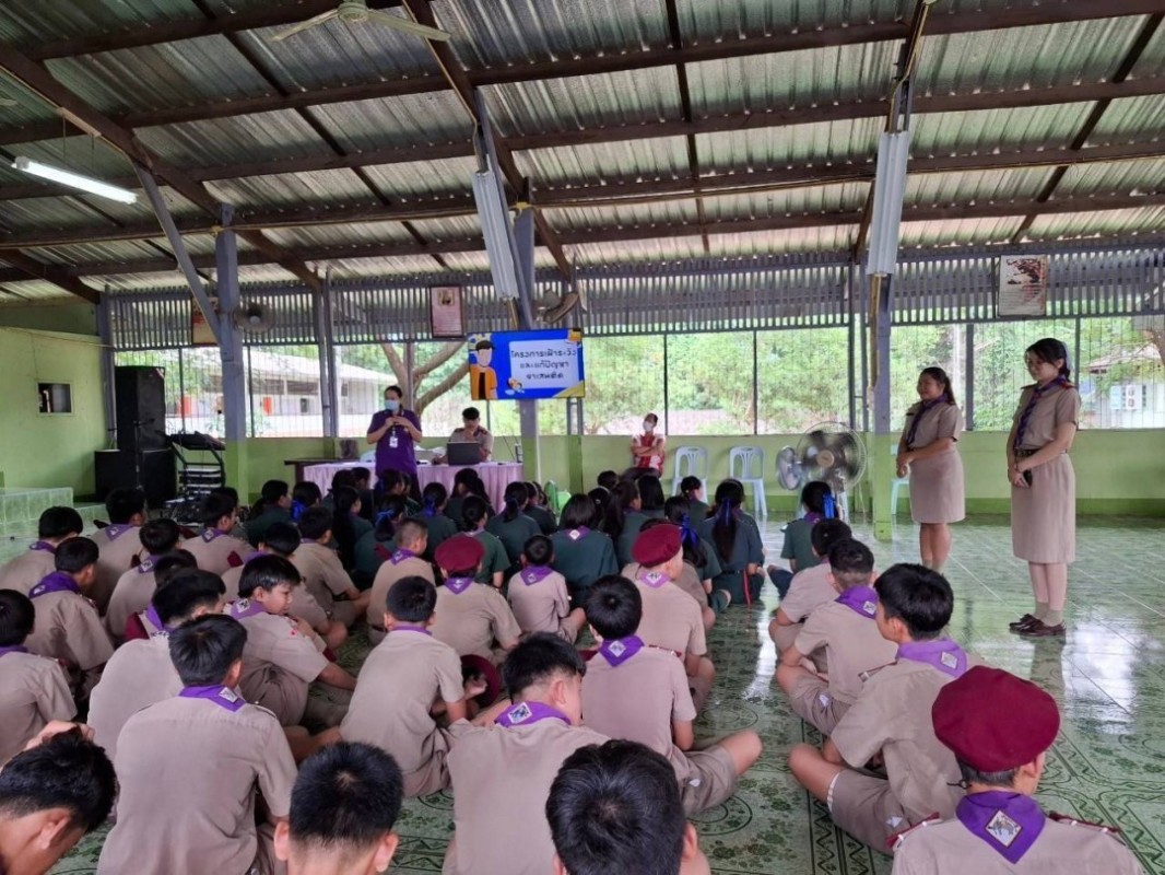 7 ส.ค. 67 นางเสาร์แก้ว อ่วมพิทยา เจ้าพนักสาธารณสุข รพ.สต.บ้านสันป่าไร่ร่วมกับนายวิทวัส ตาคำ ประธานเครือข่ายคนต่อชีวิต ได้เป็นวิทยากรให้ความรู้เรื่องยาเสพติด แก่นักเรียนโรงเรียนบ้านสันป่าไร่