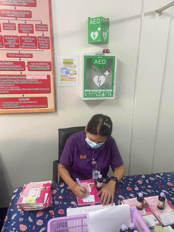 14 ส.ค.67 รพ.สต.บ้านสันป่าไร่ ให้บริการฉีดวัคซีนเด็ก อายุ 2 เดือน ถึง 4 ปี จำนวน 24 ราย พร้อมตรวจสุขภาพช่องปาก,เคลือบฟลูออไรด์,ให้ทันตสุขศึกษาแก่ผู้ปกครองเด็ก,เจาะเลือดตรวจ HCT , ยืนยันตัวตน(Authen) ,จ่ายยา para syr และ ferrous syr