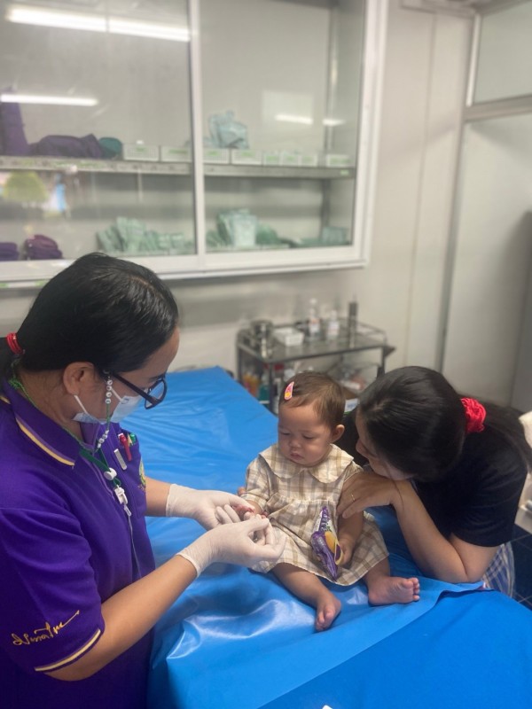14 ส.ค.67 รพ.สต.บ้านสันป่าไร่ ให้บริการฉีดวัคซีนเด็ก อายุ 2 เดือน ถึง 4 ปี จำนวน 24 ราย พร้อมตรวจสุขภาพช่องปาก,เคลือบฟลูออไรด์,ให้ทันตสุขศึกษาแก่ผู้ปกครองเด็ก,เจาะเลือดตรวจ HCT , ยืนยันตัวตน(Authen) ,จ่ายยา para syr และ ferrous syr