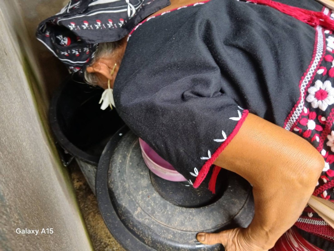 9 ก.ย. 67 อาสาสมัครสาธารณสุขหมู่ที่2,3และ5 รณรงค์สำรวจและทำลายแหล่งเพาะพันธ์ลูกน้ำยุงลาย รอบที่ 1 ประจำเดือน กันยายน 67