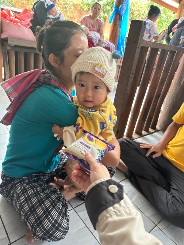 12 ก.ย.67 รพ.สต.บ้านสันป่าไร่ ออกหน่วยฉีดวัคซีนเด็กอายุ 2 เดือน ถึง 4 ปี จำนวน 11 ราย มีบริการเจาะเลือดตรวจ hct , จ่ายยา para syr , ferrous syr และ ยืนยันตัวตน(Authen)