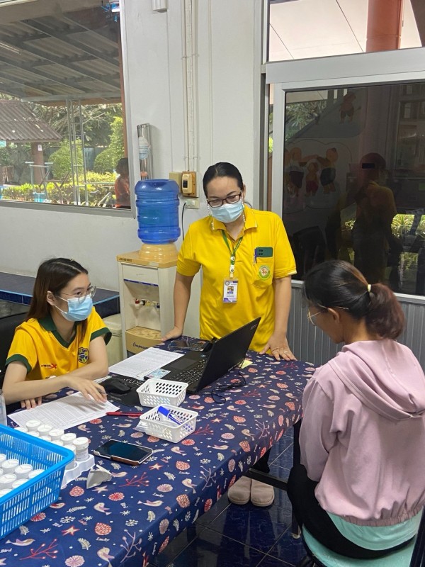 3 ต.ค.67 รพ.สต.บ้านสันป่าไร่ รณรงค์ตรวจคัดกรองมะเร็งปากมดลูก ด้วยชุดตรวจด้วยตนเอง HPV self sampling แก่สตรีกลุ่มเป้าหมาย จำนวน 40 ราย
