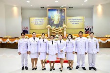 อบจ.ตาก ร่วมพิธีวางพานพุ่มดอกไม้  เนื่องในวันพระบิดาแห่งฝนหลวง 