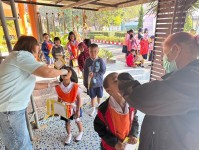 15 ม.ค.68 รพ.สต.บ้านสันป่าไร่ รณรงค์หยอดวัคซีนป้องกันโรคโปลิโอ รอบแรก ในพื้นที่รับผิดชอบ จำนวน 5 หมู่บ้าน ผู้รับบริการ เด็กไทย 183 คน + เด็กต่างชาติ จำนวน 230 คน รวม 413 คน