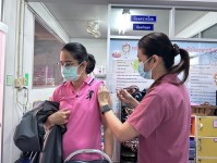 21 ม.ค.68 รพ.สต.บ้านสันป่าไร่ รณรงค์ฉีดวัคซีนป้องกันโรคมะเร็งปากมดลูก(HPV) เข็มที่ 2 ให้แก่ประชาชนกลุ่มเป้าหมาย ในช่วงสัปดาห์รณรงค์ เป็นวันที่สอง