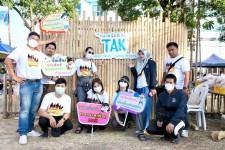 ฝ่ายประชาสัมพันธ์ อบจ.ตาก ตะลุยตลาดเช้าเมืองตาก อ.เมือง จ.ตาก 