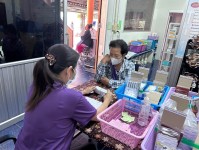 28 ม.ค.68 รพ.สต.บ้านสันป่าไร่ จ่ายยาให้แก่ผู้ป่วยโรคเบาหวาน จำนวน 23 ราย มีกิจกรรมแลกเปลี่ยนเรียนรู้ , ทบทวนความเข้าใจการทานยา และ นับจำนวนยาก่อนผู้ป่วยกลับบ้าน
