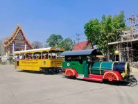 รถไฟนำเที่ยว อบจ.ตาก ออกบริการนำเที่ยวให้กับคณะครูและนักเรียนโรงเรียนบ้านลานสาง