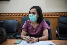 ประชุมคณะกรรมการพิจารณาคุณสมบัติและกลั่นกรองความดีความชอบของบุคลากรในสังกัดองค์การบริหารส่วนจังหวัดตากที่สมควรเสนอขอพระราชทานเครื่องราชอิสริยาภรณ์และเหรียญจักรพรรดิมาลา ประจำปี 2565