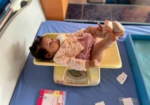 9 เม.ย.68 รพ.สต.บ้านสันป่าไร่ ให้บริการฉีดวัคซีนเด็กอายุ 2 เดือน ถึง 4 ปี จำนวน 23 ราย และตรวจสุขภาพช่องปาก,เคลือบฟลูออไรด์,ให้ทันตสุขศึกษาแก่ผู้ปกครองเด็ก,เจาะเลือดตรวจความเข้มข้นของเลือด(Hct),จ่ายยา para syr และ ferrous syr