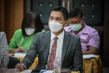 เข้าร่วมประชุม ร่วมกับ หน่วยงานทางการศึกษาจังหวัดตาก เพื่อหารือแนวทางการดำเนินโครงกาวันที่ 1 ธันวาคม 2564 นายณัฐวุฒิ ทวีเกื้อกูลกิจ นายกองค์การบริหารส่วนจังหวัดตาก มอบหมายให้ นางวันทนา วิรัชเกษม รองปลัดองค์การบริหารส่วนจังหวัด รักษาราชการแทน ปลัดองค์การบร