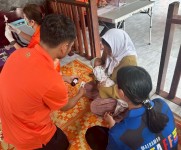 15 พ.ค.2568 รพ.สต.บ้านสันป่าไร่ ออกหน่วยฉีดวัคซีนเด็ก อายุ 2 เดือน ถึง 4 ปี เขต สสช.ห้วยกระทิง (หมู่ 6 ตำบลพระธาตุ)จำนวน 12 ราย ,เจาะเลือดตรวจ hct , จ่ายยา para syr , ferrous syr และ ประชุม อสม.หมู่ 6 บ้านห้วยกระทิง