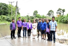 นายกจอย ลงพื้นที่ตรวจสอบสถานการณ์น้ำท่วม หมู่ 11 ต.โป่งแดง อ.เมือง จ.ตาก