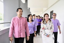 “นายก อบจ.ตาก“ เป็นประธานเปิดศูนย์ ICT พัฒนาทักษะและการเรียนรู้เทคโนโลยีสารสนเทศ โรงเรียนบ้านตากประชาวิทยาคาร