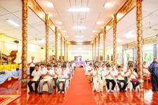 นายก อบจ.ตาก เป็นประธานมอบเกียรติบัตร โครงการฝึกอบรมส่งเสริมให้ความรู้ด้านการปฎิบัติตามหลักศาสนาพุทธ ประจำปีงบประมาณ พ.ศ. 2568