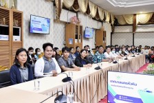 นายกจอย (นายก อบจ.ตาก) นำทีมอบจ. ตาก ร่วมงานแม่สอดไพรด์ 2025