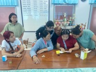 3 สิงหาคม 2568 นายอดิศร เทียนพานิช ผอ.รพ.บ้านสันป่าไร่ ร่วมกับ อสม.นักวิทยาศาสตร์การแพทย์ชุมชนและ อสม. หมู่ที่2 บ้านตีนธาตุ ตรวจสารปนเปื้อนในอาหารสด จำนวน 5 ร้าน 