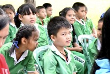 นายก อบจ.ตาก (นายกจอย) สนับสนุนงบประมาณ จำนวน 200,000 บาท จัดซื้อสื่อการเรียนการสอน ให้แก่โรงเรียนบ้านทุ่งกระเชาะ อ.บ้านตาก