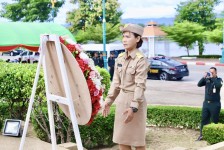 ร่วมวางพวงมาลาอนุสาวรีย์ จอมพล ถนอม กิตติขจร ณ สวนสาธารณะริมแม่น้ำปิง