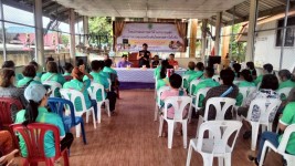 4 กันยายน 2568 นายอดิศร เทียนพานิช ผอ.รพ.สต.บ้านสันป่าไร่ เป็นวิทยากรอบรมให้ความรู้โครงการพระราชดำริด้านสาธารณสุข โครงการควบคุมและป้องกันโรคขาดสารไอโอดีน หมู่ที่ 5 บ้านสันป่าไร่ 