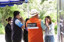 นายกจอย (นายก อบจ.ตาก) ประชุมหารือเตรียมความพร้อมอุทกภัยในพื้นที่ ต.วังหมัน อ.สามเงา