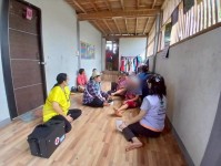 5 กันยายน 2568 นางอัจฉรา ทวีเกื้อกูลกิจ นายกองค์การบริหารส่วนจังหวัดตาก มอบหมายให้ รพ.สต.บ้านสันป่าไร่ โดยนางเสาร์แก้ว อ่วมพิทยา เจ้าพนักงานสาธารณสุข ร่วมกับ จนท.กลุ่มงานจิตเวชและยาเสพติด รพ.แม่ระมาด และเครือข่ายคนต่อชีวิต ม.3 บ้านป่าไร่เหนือ เยี่ยมบ้านกล