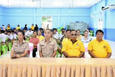 นายก อบจ.ตาก (นายกจอย) สนับสนุนงบประมาณจัดซื้อพร้อมส่งมอบสื่อการเรียนการสอนให้แก่ 5 โรงเรียน ในอำเภอสามเงา รวมงบประมาณทั้งสิ้น 640,000 บาท 