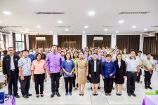 นายก อบจ.ตาก (นายกจอย) เป็นประธานในพิธีมอบเครื่องมือพื้นฐานชุดการฝึก (เครื่องมือทำมาหากิน) เพื่อการประกอบอาชีพ