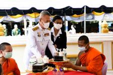 นายณัฐวุฒิ ทวีเกื้อกูลกิจ นายกองค์การบริหารส่วนจังหวัดตาก มอบหมายให้ นางวันทนา วิรัชเกษม รองปลัดองค์การบริหารส่วนจังหวัดตาก เป็นผู้แทนเข้าร่วมพิธีถวายภัตตาหารเพลและสิ่งของพระราชทาน แด่พระภิกษุสามเณร ในการสอบบาลีสนามหลวง