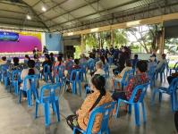 นายก อบจ.ตาก นำทีม ส่งมอบถุงยังชีพ ณ อำเภอวังเจ้า