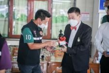 นายกองค์การบริหารส่วนจังหวัดตาก ในฐานะผู้อำนวยการอุทยานธรณีไม้กลายเป็นหินตากร่วมประชุมกับคณะกรมทรัพยากรธรณีเพื่อหารือเรื่องการจัดงาน บันทึกสถิติโลก “ไม้กลายเป็นหินที่ยาวที่สุดในโลก” ต่อ Guinness World Records