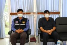 นายก อบจ.ตาก นำทีม ส่งมอบถุงยังชีพ ณ อำเภอบ้านตาก