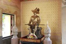 เข้าร่วมพิธีวันคล้ายวันพระราชสมภพและสรงน้ำพระบรมราชานุสาวรีย์สมเด็จพระเจ้าตากสินมหาราช ประจำปี 2565