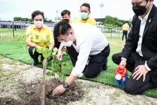 นายก อบจ.ตาก เป็นประธานในพิธีเปิดงาน “วันต้นไม้ประจำปีของชาติ พ.ศ.2565”