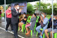 นายก อบจ.ตาก นำทีมลงพื้นที่มอบถุงยังชีพ ในเขตพื้นที่ อำเภออุ้มผาง