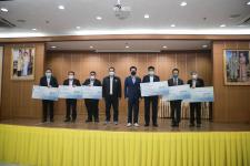 รองนายกองค์การบริหารส่วนจังหวัดตาก เป็นประธานในพิธีเปิดโครงการเงินอุดหนุนเพื่อจัดหาสื่อการเรียนการสอน และมอบเงินอุดหนุนด้านการศึกษา ขององค์การบริหารส่วนจังหวัดตาก ประจำปีงบประมาณ พ.ศ.2565 