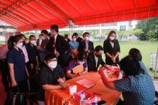 รองนายกองค์การบริหารส่วนจังหวัดตาก เป็นประธานในพิธีเปิดโครงการเงินอุดหนุนเพื่อจัดหาสื่อการเรียนการสอน และมอบเงินอุดหนุนด้านการศึกษา ขององค์การบริหารส่วนจังหวัดตาก ประจำปีงบประมาณ พ.ศ.2565