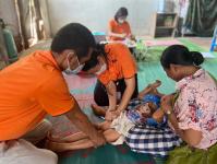 11/5/66 จนท.รพ.สต.บ้านสันป่าไร่ ออกหน่วยฉีดวัคซีนเด็กอายุ 0-5 ปี,เจาะเลือดตรวจ hct ,จ่ายยา para/ferrous syr ,ยืนยันตัวตน(Authen) พื้นที่ หมู่ 6 บ้านห้วยกระทิง ต.พระธาตุ