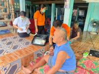 ันที่25/5/66 เวลา09.00น.  จนท.รพ.สต.บ้านสันป่าไร่ร่วมกับนักกายภาพ แพทย์แผนไทย รพ.แม่ระมาด เยี่ยมบ้านผู้ป่วยกลุ่มโรคไม่ติดต่อเรื้อรัง(NCDs) ที่มีปัญหาด้านการเคลื่อนไหวจากโรคร่วมและน้ำหนักตัวมาก