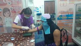 20 มิ.ย.66 จนท.รพ.สต.บ้านสันป่าไร่ เจาะเลือด,ตรวจปัสสาวะ คนไข้โรคความดันโลหิตสูง ที่รับยาที่ รพ.สต.บ้านสันป่าไร่ จำนวน 16 ราย