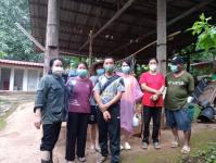 10/7/66 จนท.รพ.สต.บ้านสันป่าไร่ ร่วมกับอสม.ม.2บ้านตีนธาตุ ควบคุมโรคไข้เลือดออก รอบแรกเคส นส.ชนิดา เจนชลธี เคสผู้ป่วยอำเภอแม่สอดกลับมารักษาที่รพ.แม่ระมาด