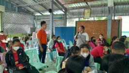 20766 จนท.รพ.สต.บ้านสันป่าไร่ร่วมกับเครือข่ายคุ้มครองผู้บริโภคตำบลพระธาตุจัดอบรมโครงการชุมชนก้าวไกลไปกับงานคุ้มครองผู้บริโภค ณ โรงเรียนบ้านสันป่าไร่ มีผู้เข้าร่วมอบรม จำนวน 100 คน