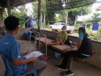 21766 จนท.รพ.สต.บ้านสันป่าไร่ร่วมกับจนท.รพ.แม่ระมาด ติดตามเยี่ยมบ้านผู้ป่วยวัณโรค จำนวน 2 ราย