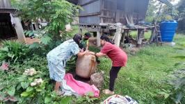 25/7/66 จนท.รพ.สต.บ้านสันป่าไร่ร่วมกับอสม.ม.5บ้านสันป่าไร่ ควบคุมโรคไข้เลือดออกรอบที่1เคสนางซานดาอ่อง