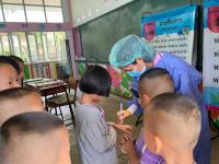 วันที่ 23/6/66 - 25/7/66 จนท.รพ.สต.บ้านสันป่าไร่ ออกให้บริการอนามัยโรงเรียนและจัดกิจกรรมทันตสาธารณสุข โดยดำเนินการ 1.ตรวจสุขภาพช่องปากและเคลือบฟูลออไรด์ จำนวน 7 โรงเรียน 529 คน 2.จัดกิจกรรมฟันสะอาด เหงือกแข็งแรง ในระดับชั้นมัธยมศึกษา ปีที่1 จำนวน 15 คน 3.