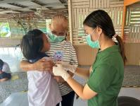 23/8/66 รพ.สต.บ้านสันป่าไร่ ติดตามฉีดวัคซีนนักเรียน (รอบสอง) จำนวน 5 โรงเรียน รวมนักเรียน 40 คน