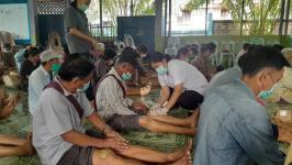 30/8/66 รพ.สต.บ้านสันป่าไร่ ร่วมกับกลุ่มผู้สูงอายุบ้านสันป่าไร่ จัดอบรมโครงการส่งเสริมสุขภาพผู้สูงวัย จิตแจ่มใส ร่างกายแข็งแรง โดยมีวิทยากรจากฝ่ายแพทย์แผนไทย รพ.แม่ระมาด ณ หอประชุมโรงเรียนบ้านสันป่าไร่ มีผู้สูงอายุเข้าร่วมกิจกรรม จำนวน 100 คน