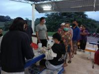 14-15 กันยายน 2566 จนท.รพ.สต.บ้านสันป่าไร่ร่วมกับเครือข่ายจิตอาสาดูแลผู้ป่วยโรคไม่ติดต่อ เจาะเลือดตรวจคัดกรองกลุ่มเสี่ยงโรคเบาหวานหลังได้รับความรู้และปรับเปลี่ยนพฤติกรรม จำนวน 245 คน พบว่า กลุ่มเสี่ยง เปลี่ยนมาเป็น กลุ่มปกติ จำนวน 170 คน คิดเป็นร้อยละ 69.